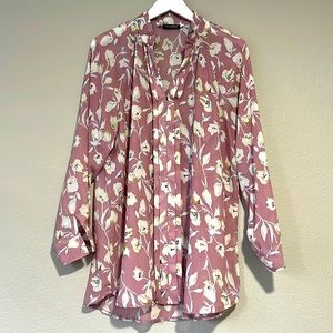 💥3/10 Sale - Angela Plus Floral Blouse